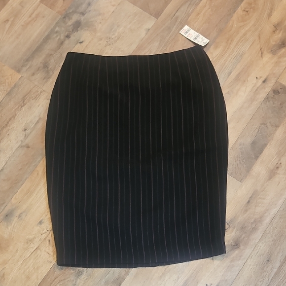 Tailor B. Moss Black And Pink Pencil Skirt - Picture 1 of 7